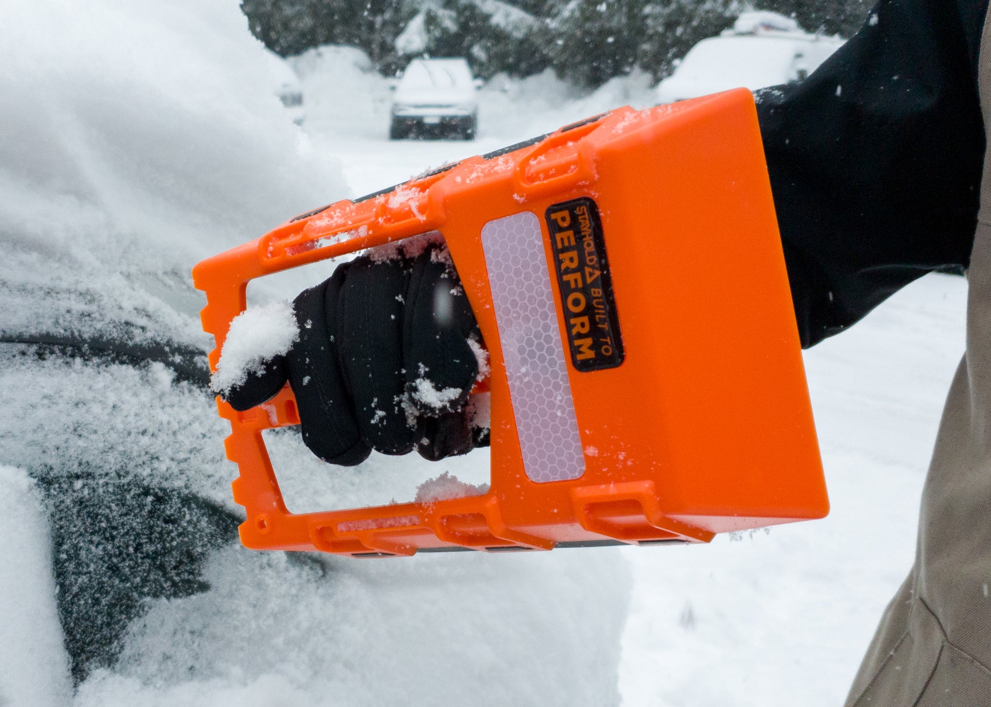 Stayhold Compact Safety Shovel - Mini using ice breaker