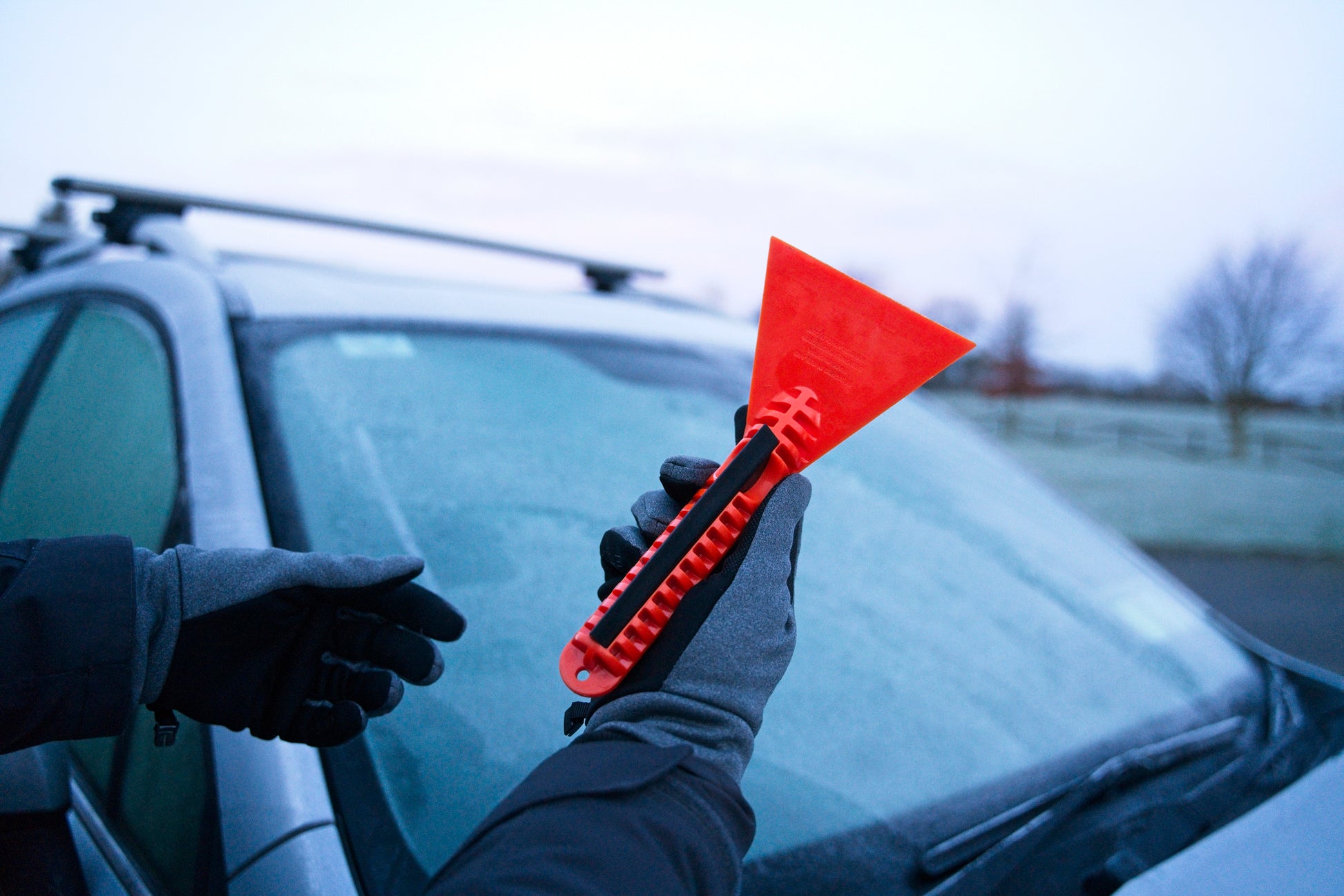 Stayhold ICE SCRAPER+SQUEEGEE stowing squeegee